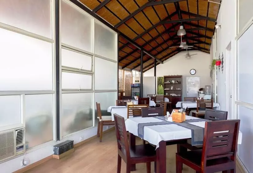 Hotelli Maple Suites Serviced Apartments