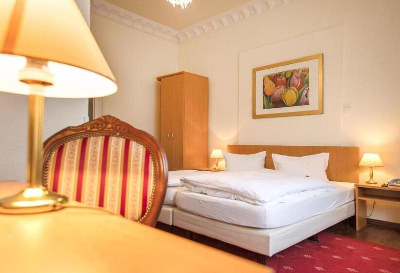 Otel Markgräfler Hof