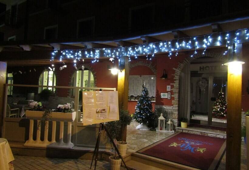 בית מלון כפרי Menapace