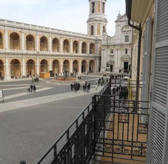 Отель Pellegrino E Pace