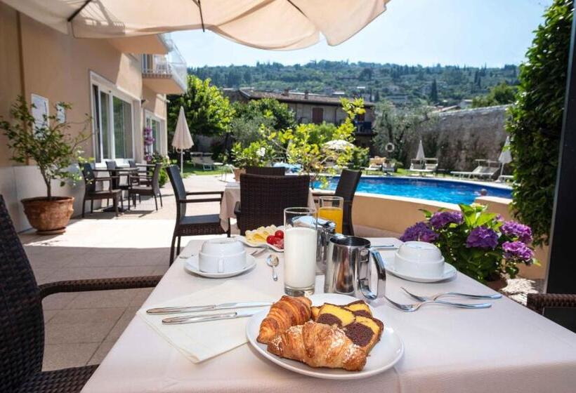 בית מלון כפרי Romeo