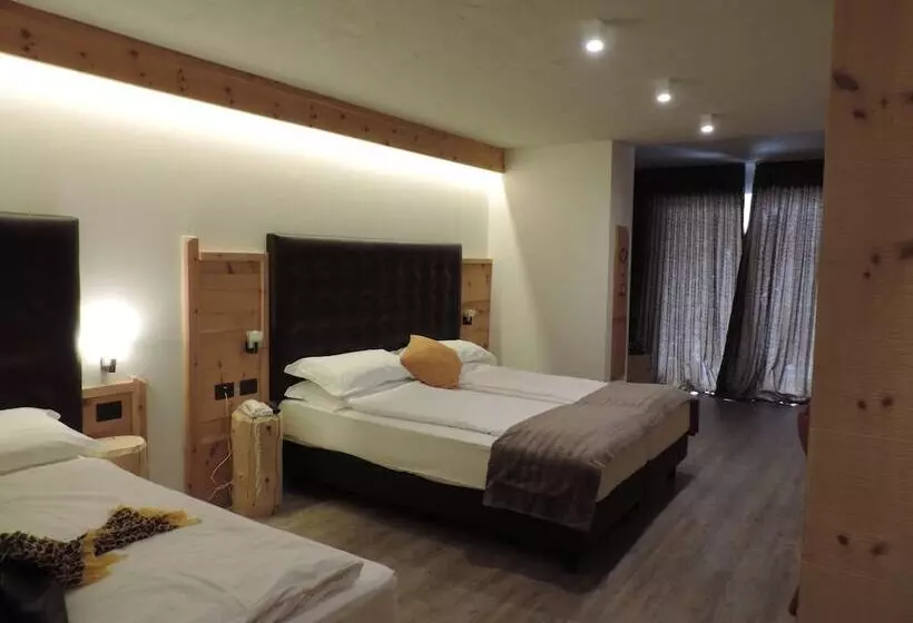 Отель Scoiattolo