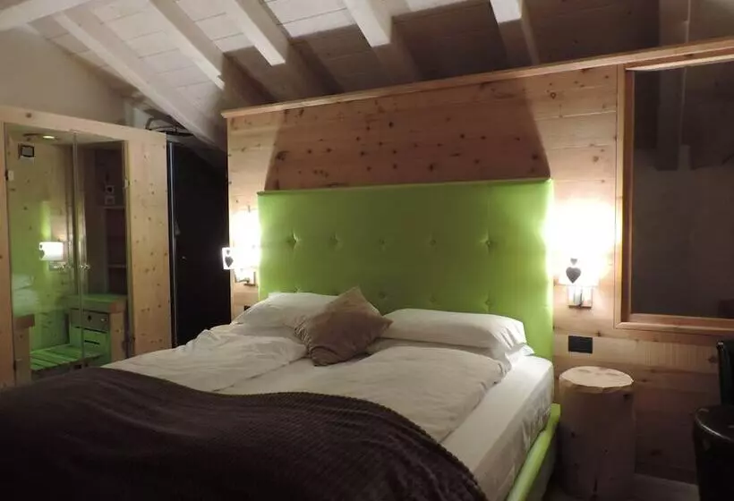 Отель Scoiattolo