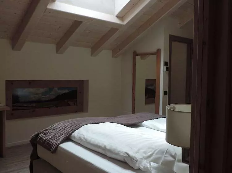 Отель Scoiattolo