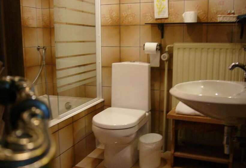 בית מלון כפרי Troopeird