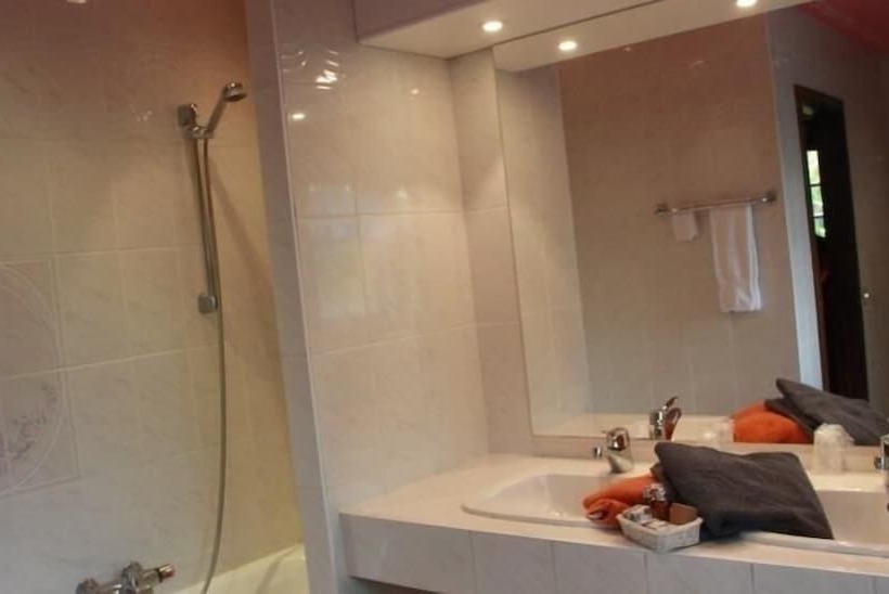 בית מלון כפרי Troopeird