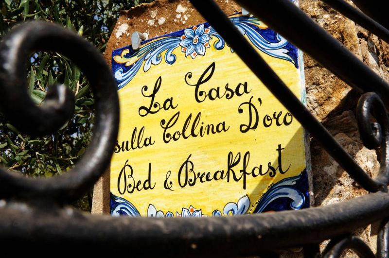 La Casa Sulla Collina D'oro