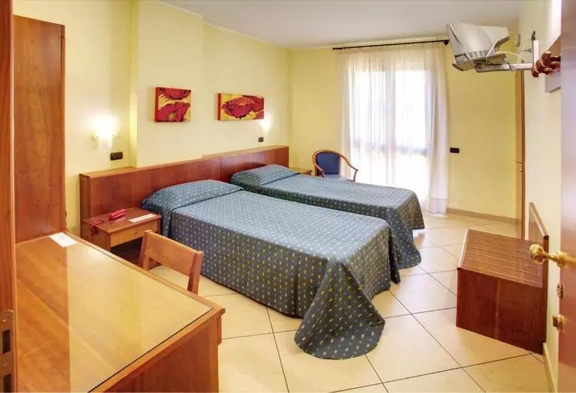 Lo Scacciapensieri Hotel & Restaurant