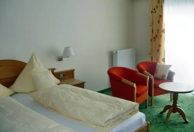 펜션 Landgasthof Löwen