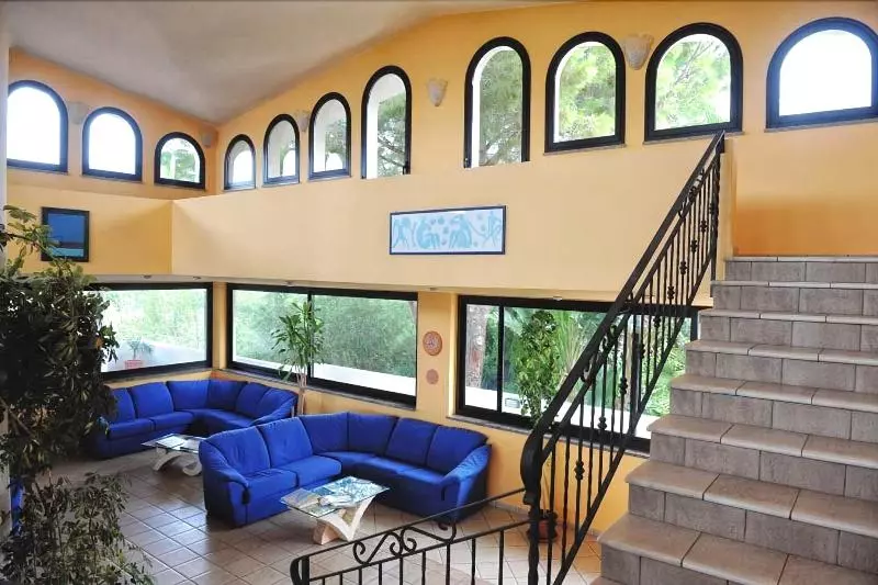 レジデンス Villaggio Pineta Petto Bianco