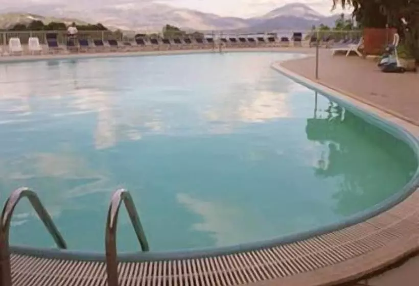 Курорт Marcaneto