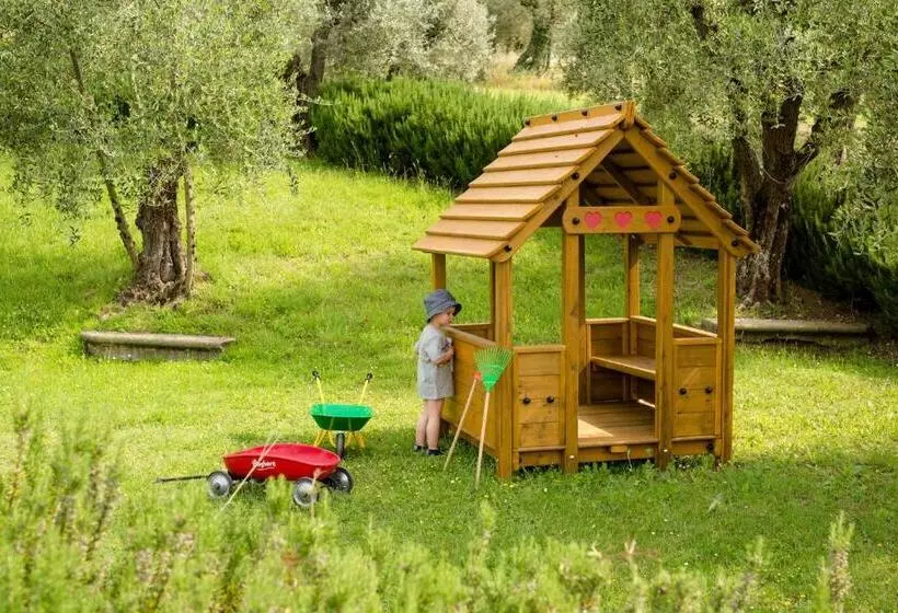 Tenuta Torre Rossa Farm & Apartments