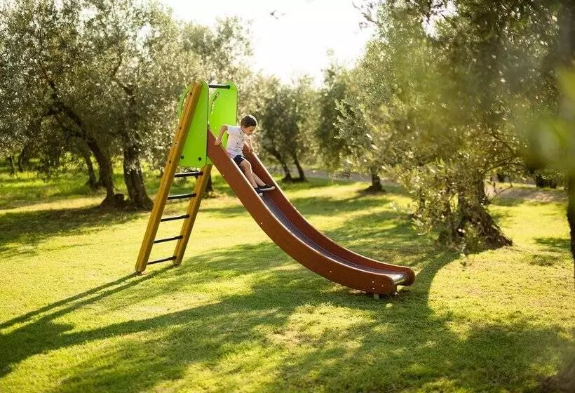 Tenuta Torre Rossa Farm & Apartments