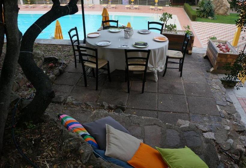 Villaggio Camping Golfo Di Arzachena