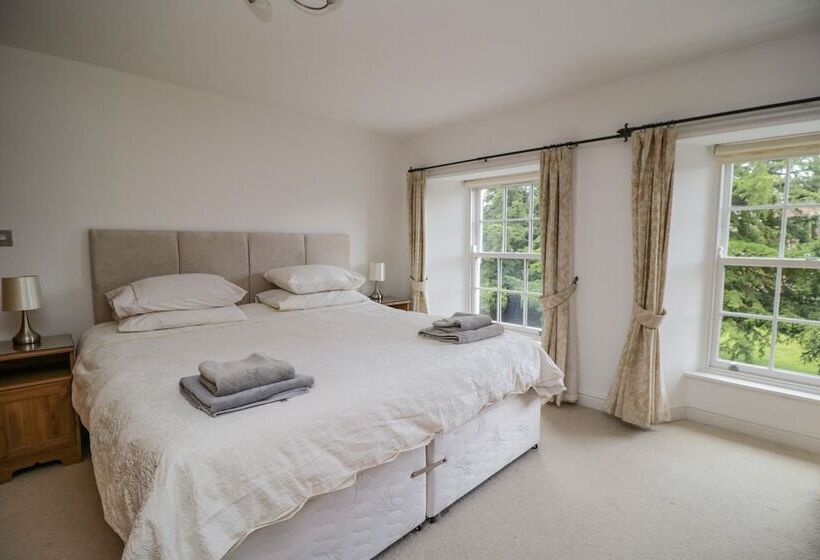 Derwentwater Apartment