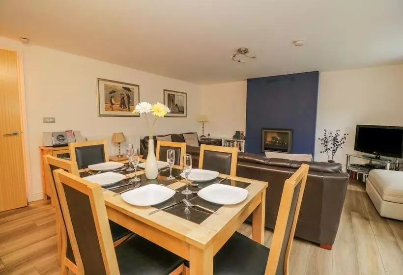 Derwentwater Apartment