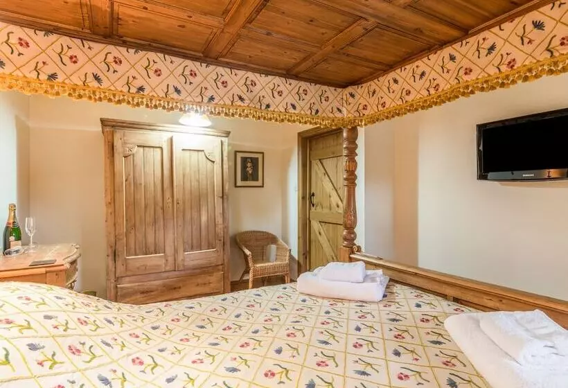 Jenny's Cottage