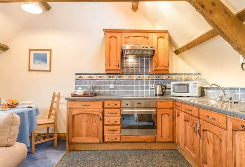 Jenny's Cottage