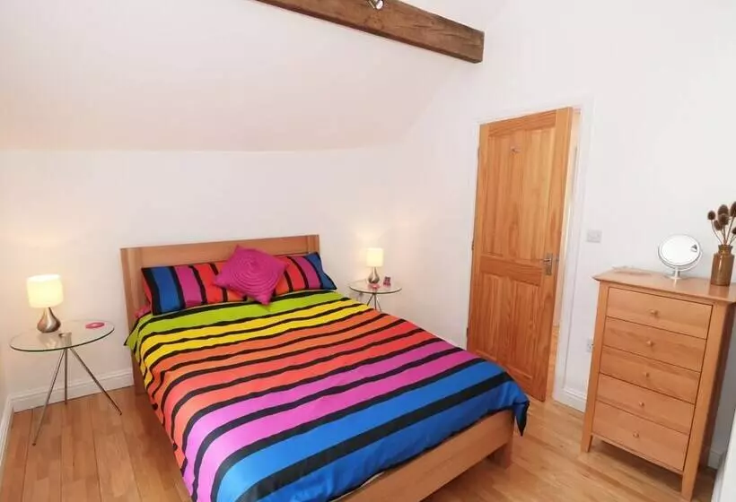 Mill Bridge Cottage
