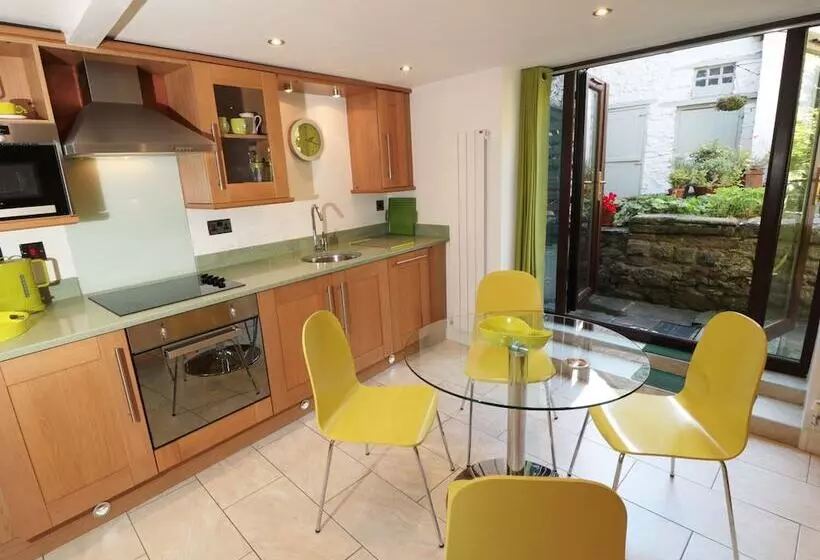 Mill Bridge Cottage