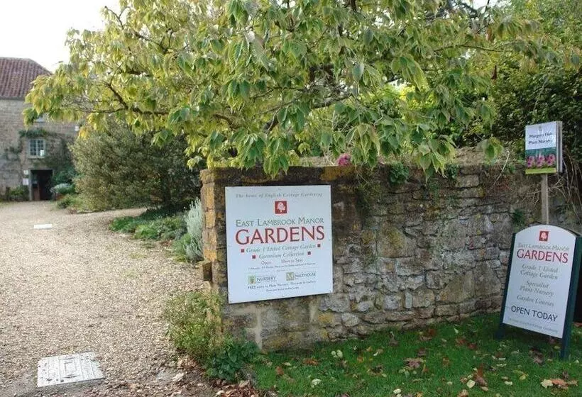 Pittards Farm Cottage