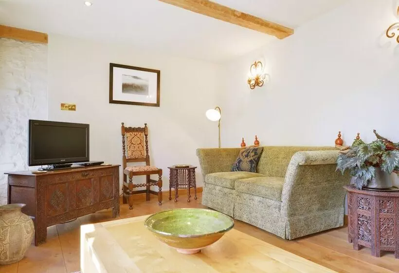 Pittards Farm Cottage