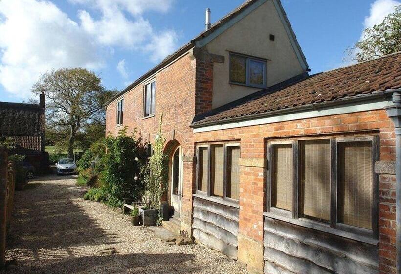 Pittards Farm Cottage