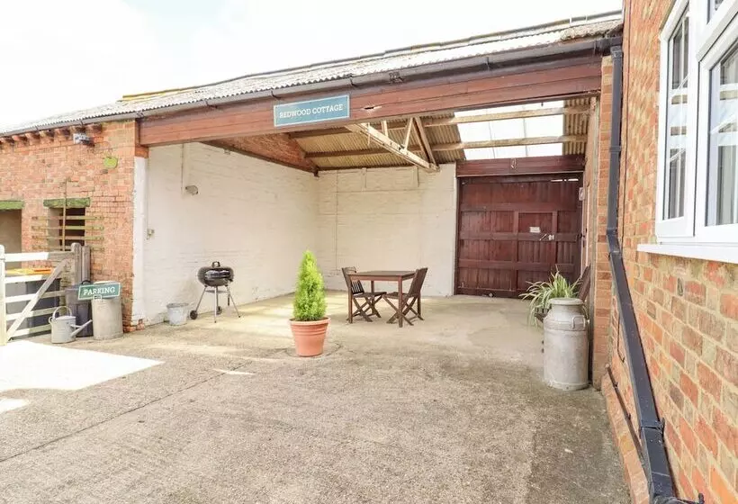Redwood Cottage
