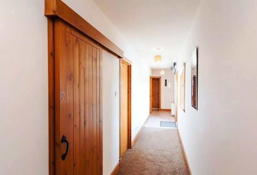 The Middle Byre