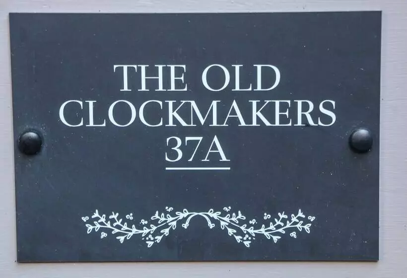 The Old Clock Makers