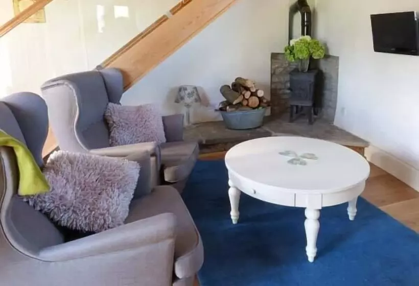 The Round House