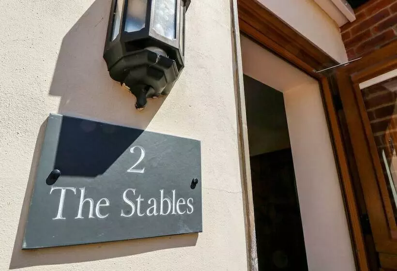 2 The Stables