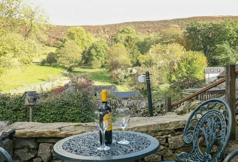 Lees Cottage