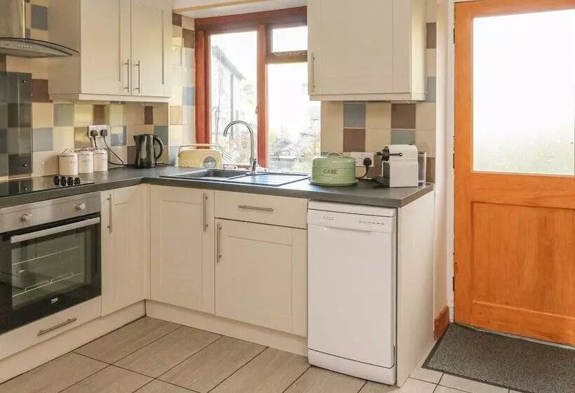 Lees Cottage