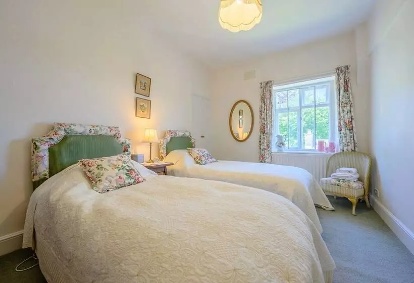 Mill Brow Apartment