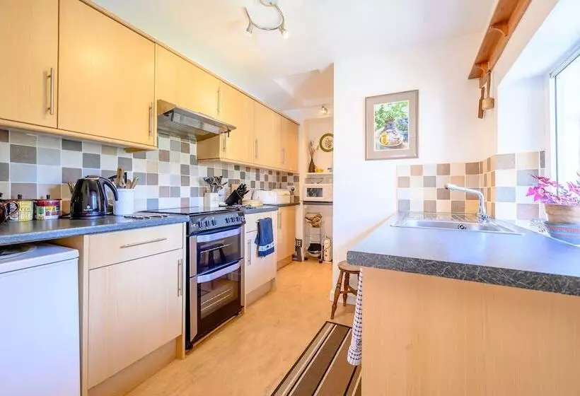 Mill Brow Apartment