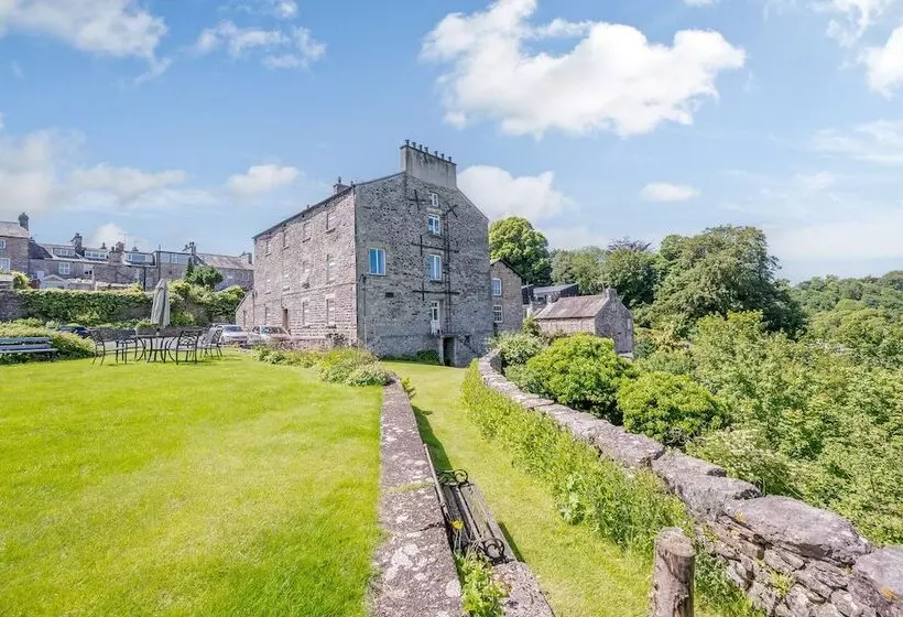 Mill Brow Apartment