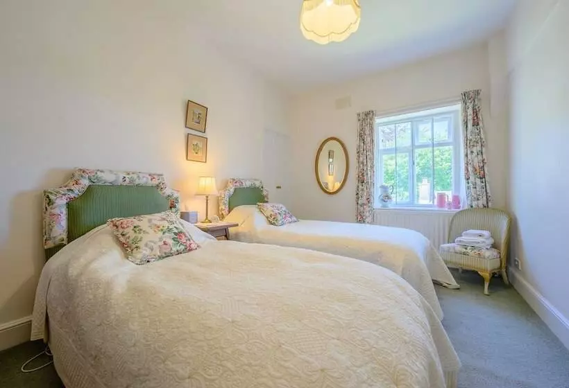 Mill Brow Apartment