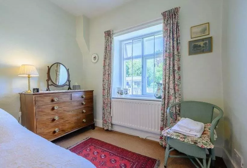 Mill Brow Apartment