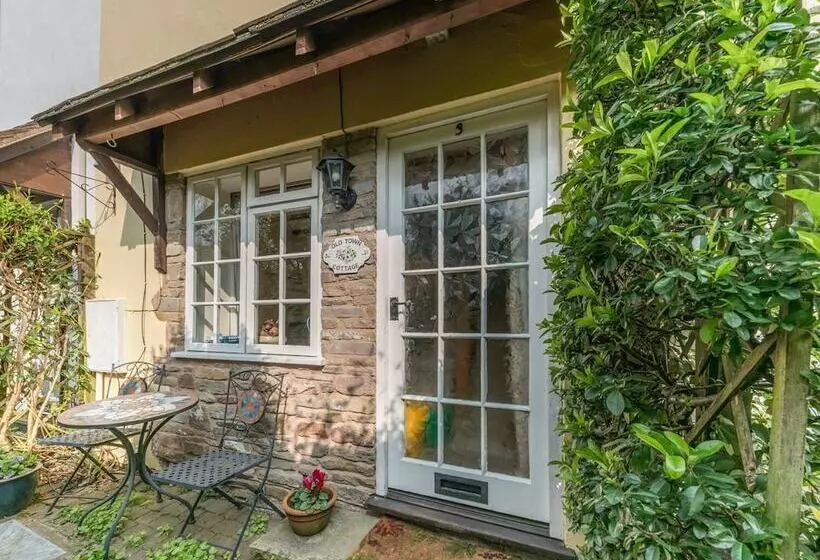 Old Town Cottage