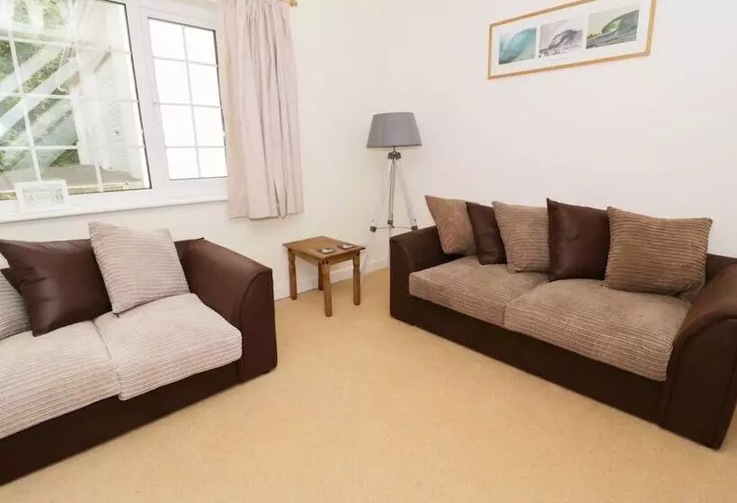 The Cottage At Wylan Hall