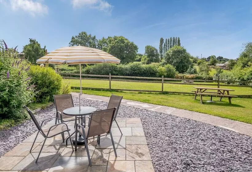 The Stable @ Rose Cottage