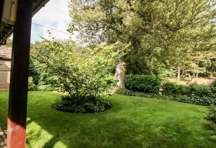 Underbank Hall Cottage