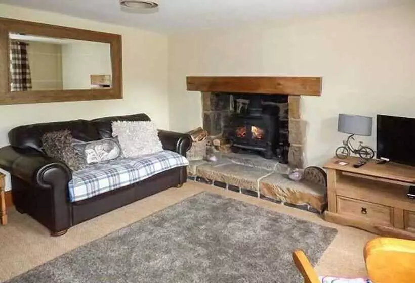 Woods View Cottage