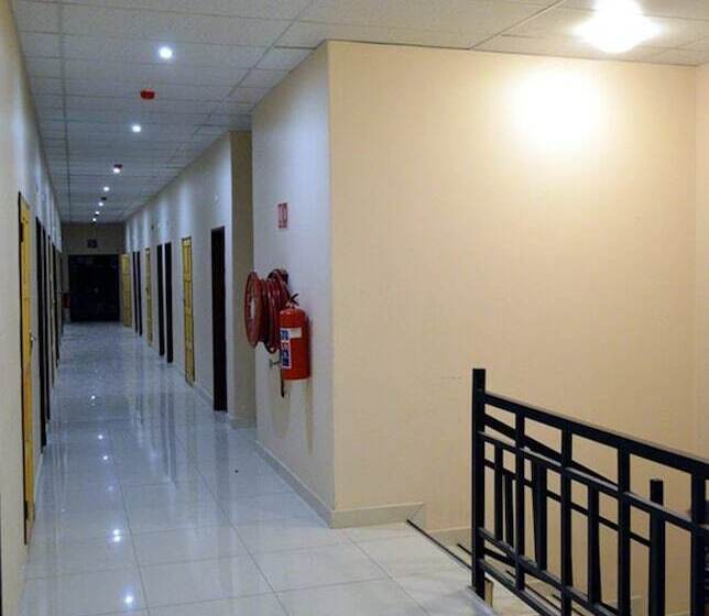 Adansonia Hotel Maun