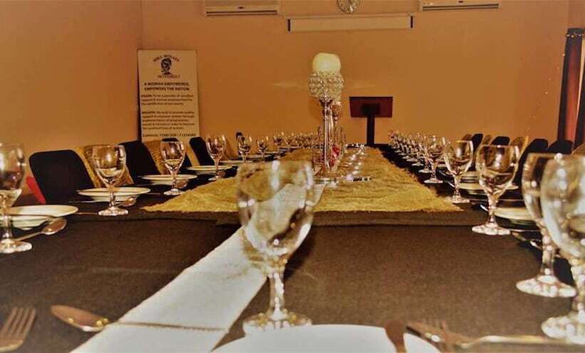 Adansonia Hotel Maun