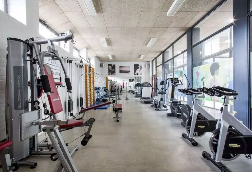 هاستل R.u Colegio De Cuenca   Centro Adscrito A La Reaj