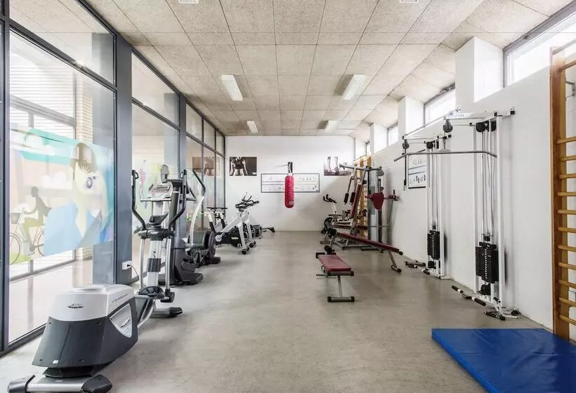 هاستل R.u Colegio De Cuenca   Centro Adscrito A La Reaj