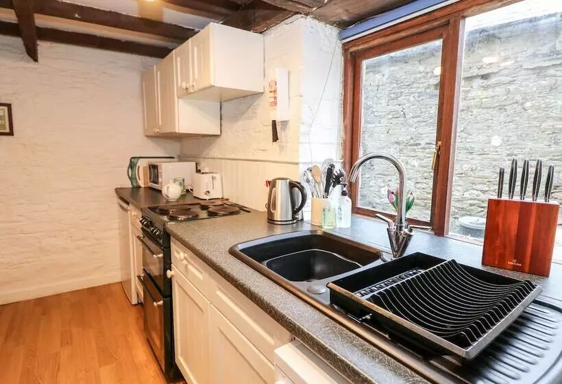 Apple Loft