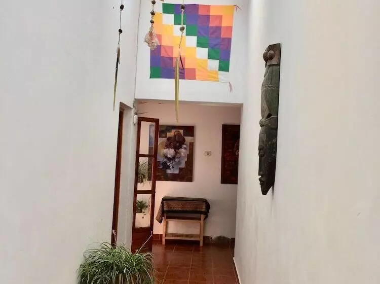 ベッドアンドブレックファースト Full Moon Ecolodge